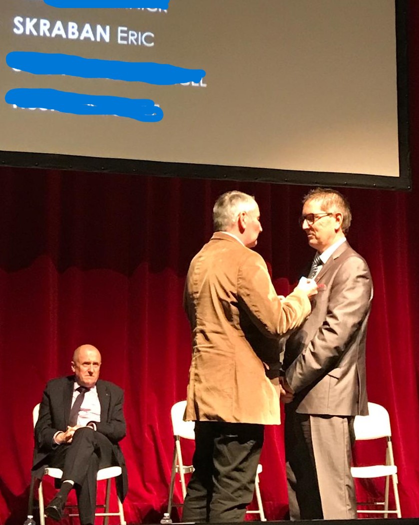 Remise de la médaille de bronze de la jeunesse, des sports et des associations.